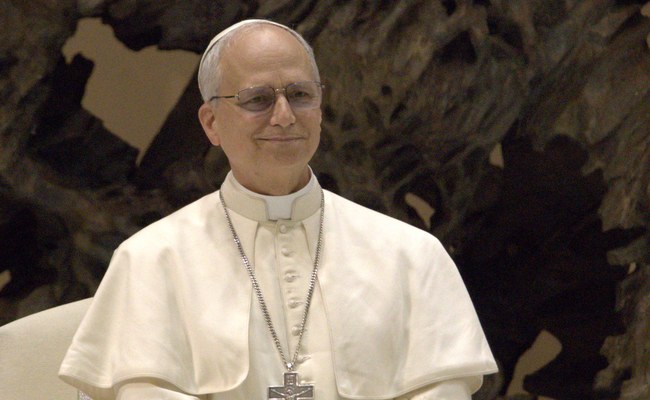 VATIKAN: Auch Papst Leo hält an der Segnung von LGBTI+ Paaren fest