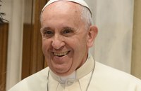 VATIKAN: Der Papst trifft sich mit trans Organisationen