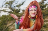 WIRTSCHAFT: Outdoor-Brand Patagonia verklagt Drag Queen Pattie Gonia - auf 1 US-Dollar