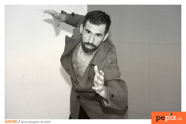 c1-gaych-andre-lights.jpg