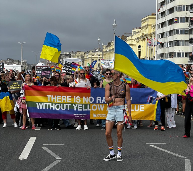 PRIDE: 300'000 tanzten und feierten an der Brighton Pride