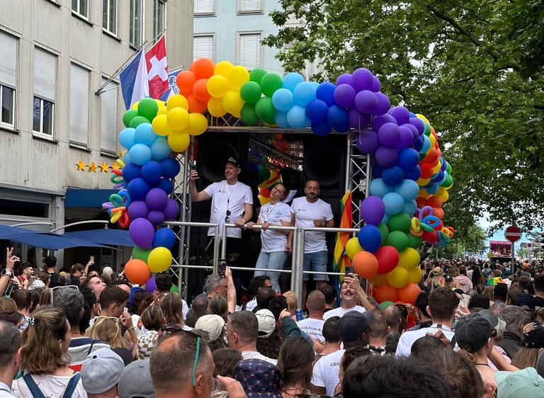 PRIDE: Impressionen von der Zurich Pride 2024